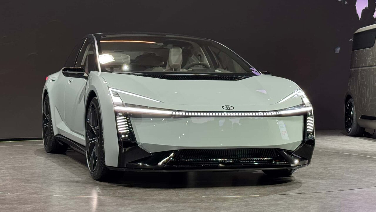 انقلاب در پرفروشترین خودروی جهان / این آینده تویوتا کرولا است