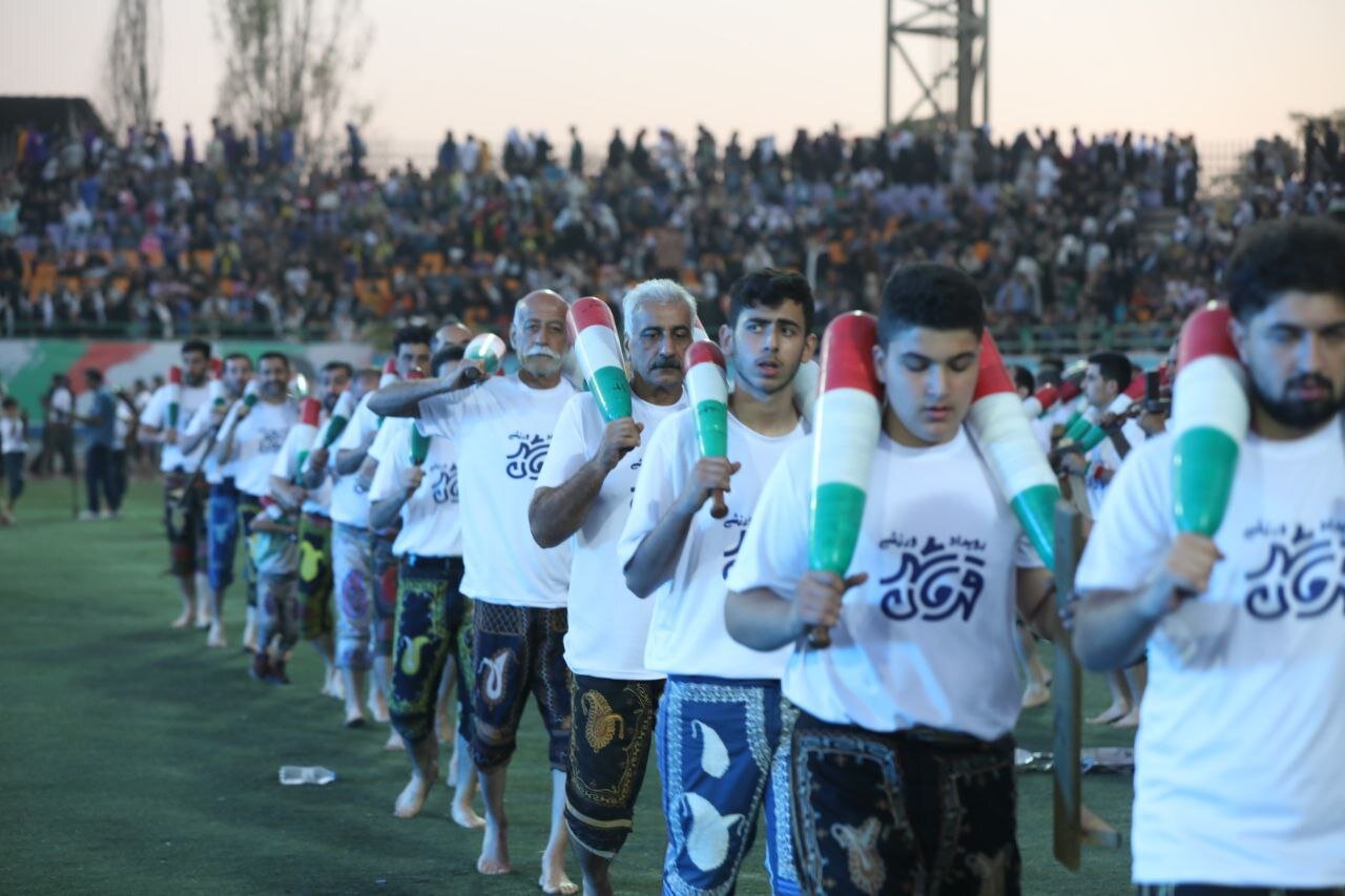 ثبت بزرگترین اجتماع باستانیکاران کشور در افتتاحیه چهارمین دوره مسابقات «قهرمان شهر»