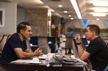 عکس | جلسه مهم اوسمار در تبریز؛ شایعه‌ها پایان یافت