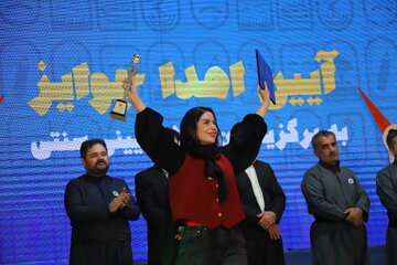 هجدهمین جشنواره تئاتر خیابانی مریوان با معرفی برگزیدگان به پایان رسید