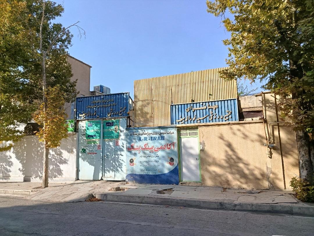 با کدام شاخص میراث ورزش خرم آباد را مازاد می دانید