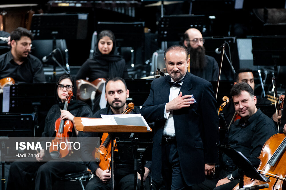 شبانگاهان؛ تا حریمِ فلک، چون زبانه کشد سوزِ آوازم / دومین کنسرت پاییزه ارکستر ملی با صدای مختاباد + عکس 3