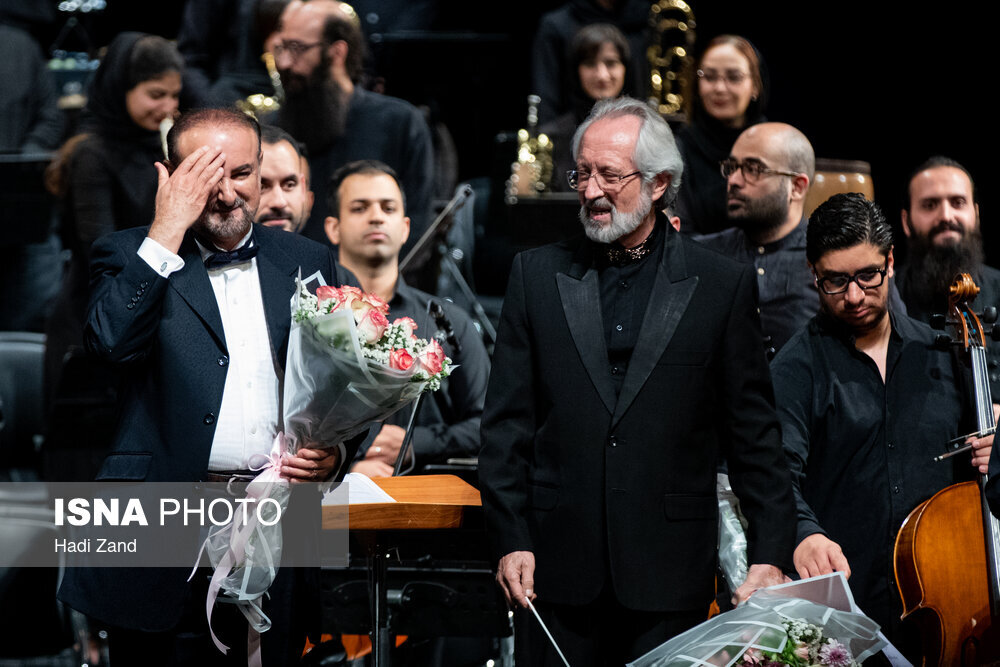 شبانگاهان؛ تا حریمِ فلک، چون زبانه کشد سوزِ آوازم / دومین کنسرت پاییزه ارکستر ملی با صدای مختاباد + عکس 4