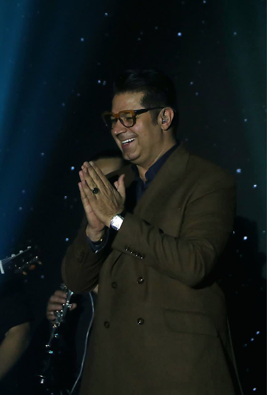 درخشش انسانیت در شب راه آسمان؛ علی دایی و نیکاندیشان سمنان، ستارگان مهربانی شدند