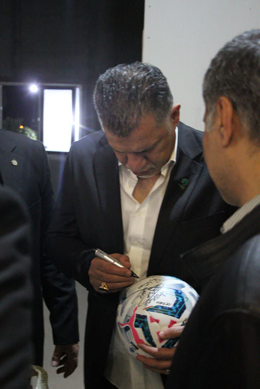 درخشش انسانیت در شب راه آسمان؛ علی دایی و نیکاندیشان سمنان، ستارگان مهربانی شدند