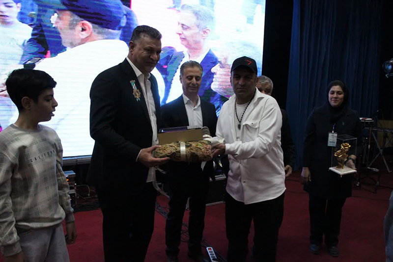 درخشش انسانیت در شب راه آسمان؛ علی دایی و نیکاندیشان سمنان، ستارگان مهربانی شدند