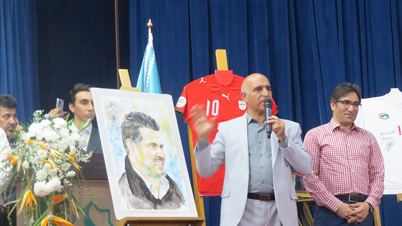 درخشش انسانیت در شب راه آسمان؛ علی دایی و نیکاندیشان سمنان، ستارگان مهربانی شدند