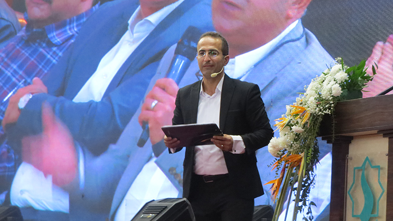 درخشش انسانیت در شب راه آسمان؛ علی دایی و نیکاندیشان سمنان، ستارگان مهربانی شدند