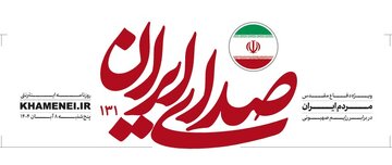تقدیم شماره جدید روزنامه صدای ایران به دختر شهید در قم + عکس