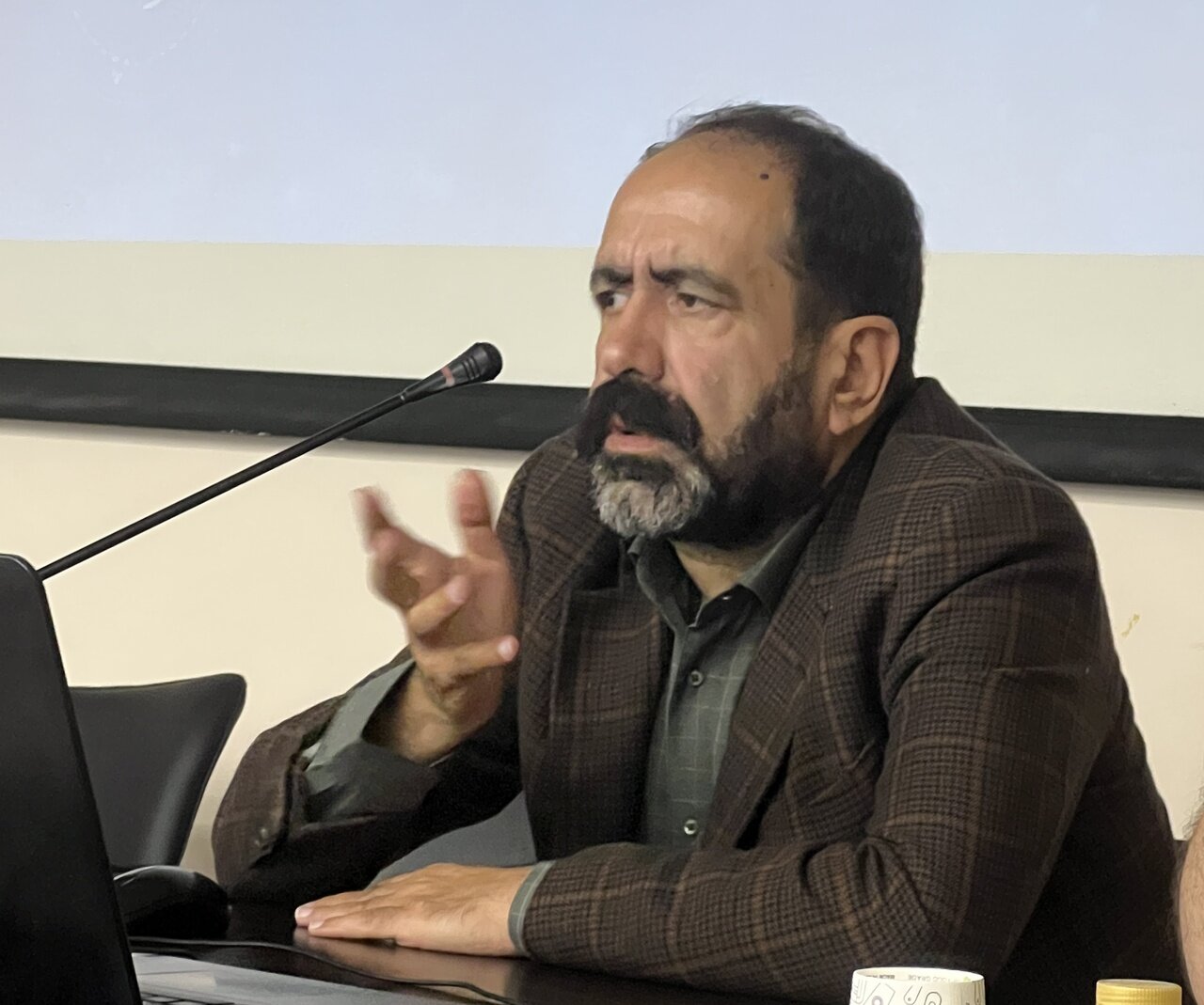 هیچ متن معتبری از خشکه‌مذهبی کوروش سخن نمی‌گوید/ سال‌هاست که درباره کوروش دچار خودزنی هستیم