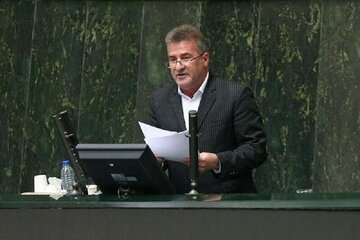 هشدار سخنگوی کمیسیون کشاورزی مجلس درباره وضعیت گوشت و مرغ تا یکی تا دو ماه آینده / گرانی افسارگسیخته و کمبود ملموس گوشت و مرغ خواهیم داشت