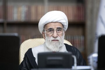 عکس | تصویری قدیمی از احمد جنتی مربوط به 80 سال پیش