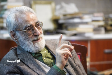 شایعه ها در باره نصرالله پورجوادی: دنبال اندیشه های زرتشتی رفته / ۱۳ قرن بر سر فرهنگ ایرانی زده اند / داریوش اهل فلسفه بود؛ تاثیر افلاطون از ایران