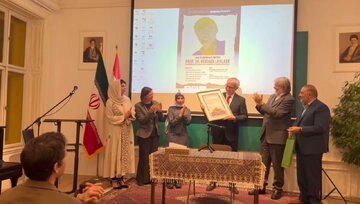 تقدیر از اسلام شناس اتریشی در وین / ایران‌شناسی پلی برای دیپلماسی فرهنگی و درک تمدنی