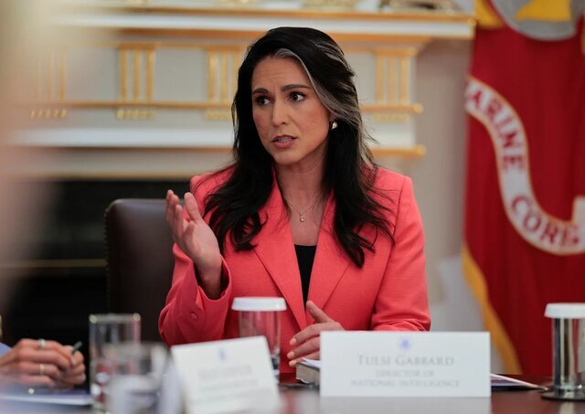 تولسی گابارد به وضوح موضع خود درباره تغییر رژیم را مشخص کرد و اعلام کرد که ایران همچنان به عنوان یک دغدغه باقی مانده است.