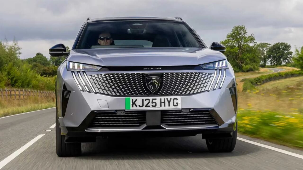 شاسیبلندهای برقی «پژو» به بازار آمد /عکس