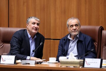 پزشکیان: «هستهای» مترادف ساخت سلاح اتمی نیست / تأسیسات هستهای را دوباره و با قدرت بیشتری میسازیم