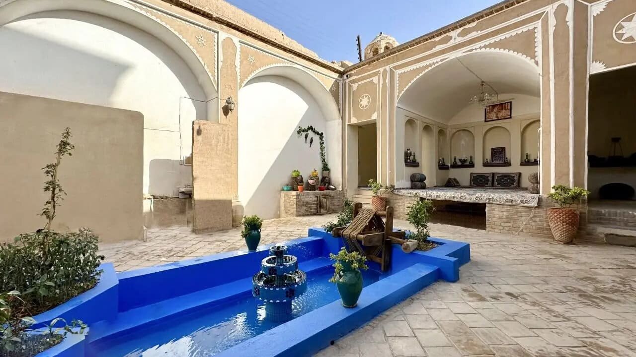 بومگردیها در جنگ پناه مردم شدند حالا در آستانه ورشکستگیاند؛ «قطع اینترنت ابزار تبلیغ کسبوکار ما را گرفت»/ سفر در اولیت مردم نیست