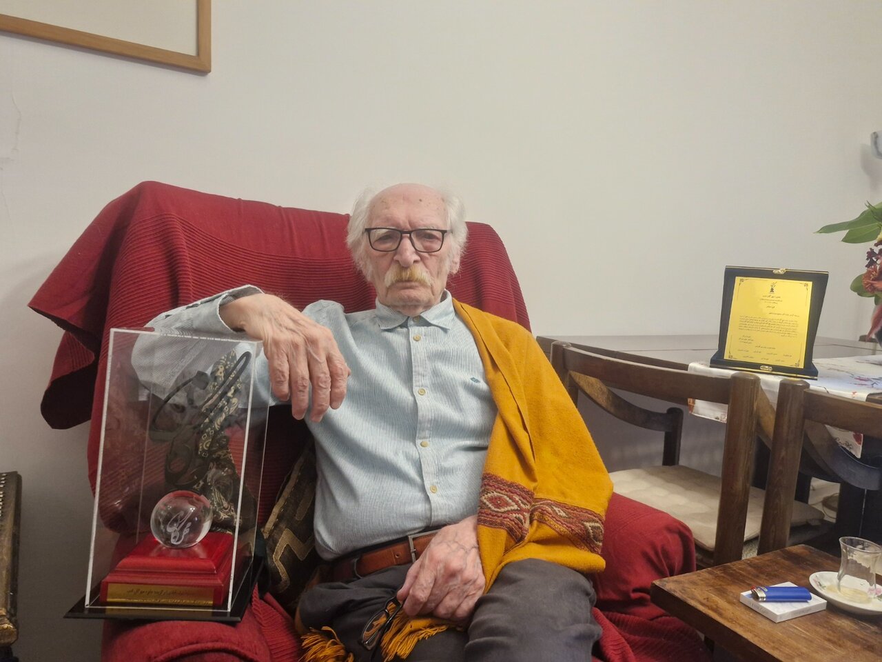 درباره محمود دولتآبادی برگزیده جایزه مهرگان ادب؛ یک عمر تلاش در عرصه نوشتن