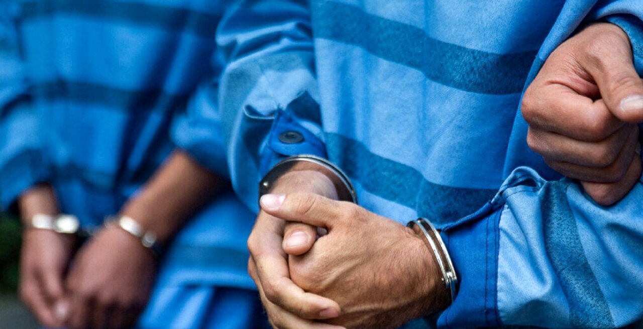 ببینید | دستگیری فردی با رفتار هنجارشکنانه در یک لایو اینستاگرامی