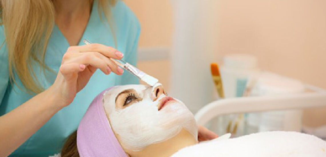 برای فیشال و تراپی پوست به کجا مراجعه کنیم؟/ بیوتی تراپیستها را زیر نظر بگیرید