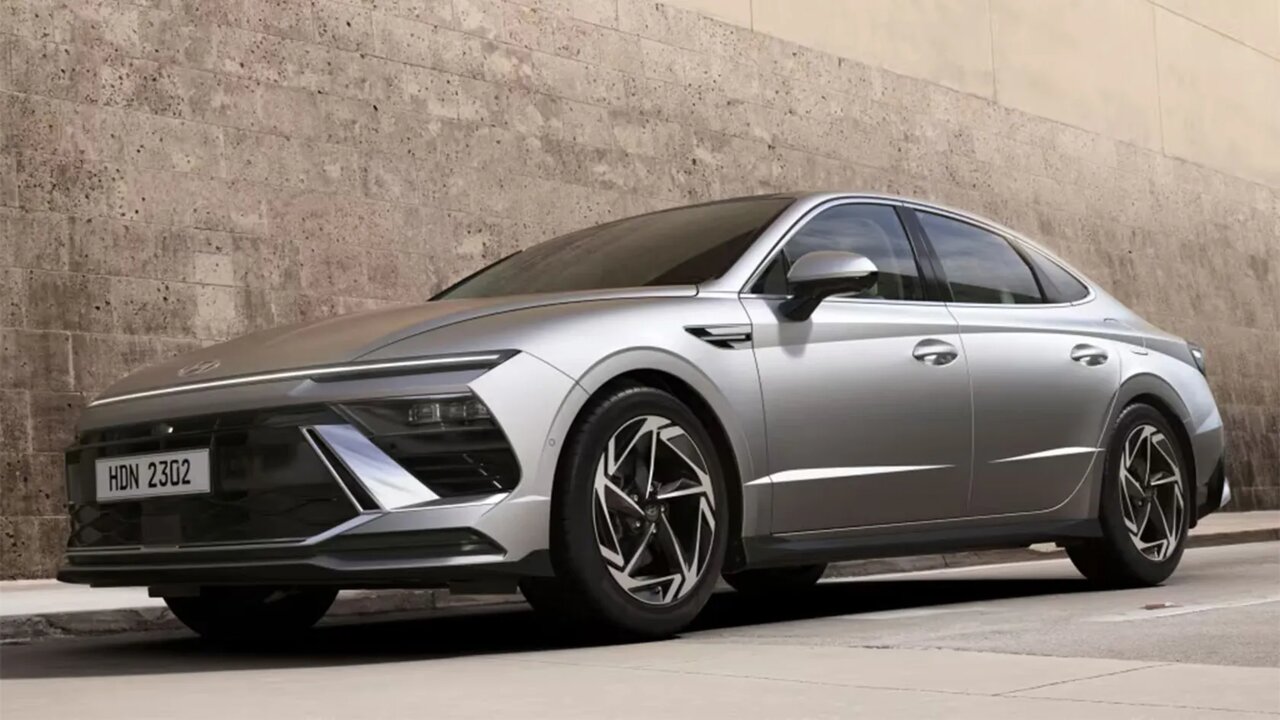 خودروی ژاپنی یا کرهای؟ / رقابت خودروسازان شرق آسیا در ایران!