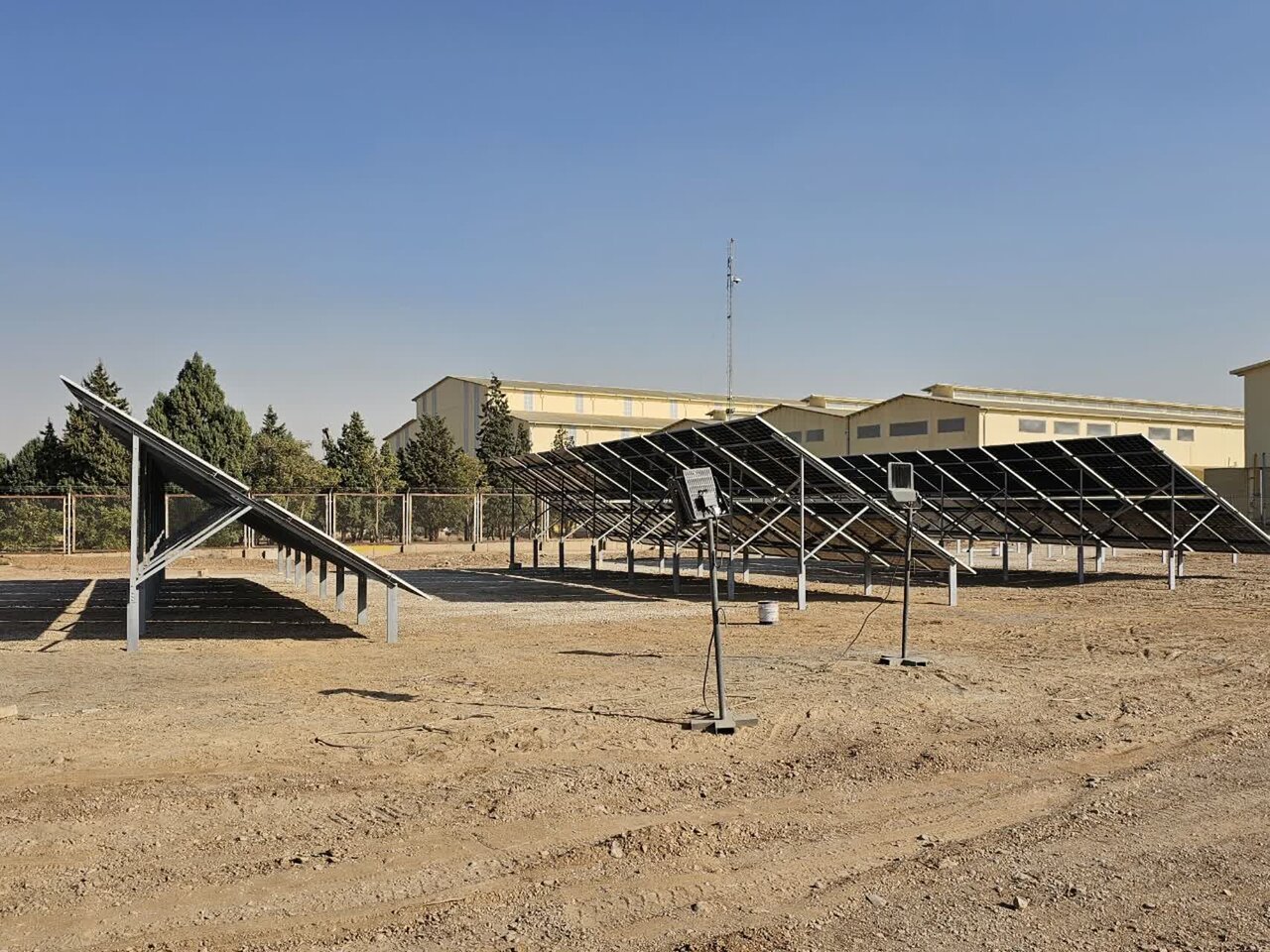 پالایشگاه  اصفهان حدود ۲۵ درصد سوخت کشور را تأمین میکند/حرکت به سوی پالایشگاه نسل جدید