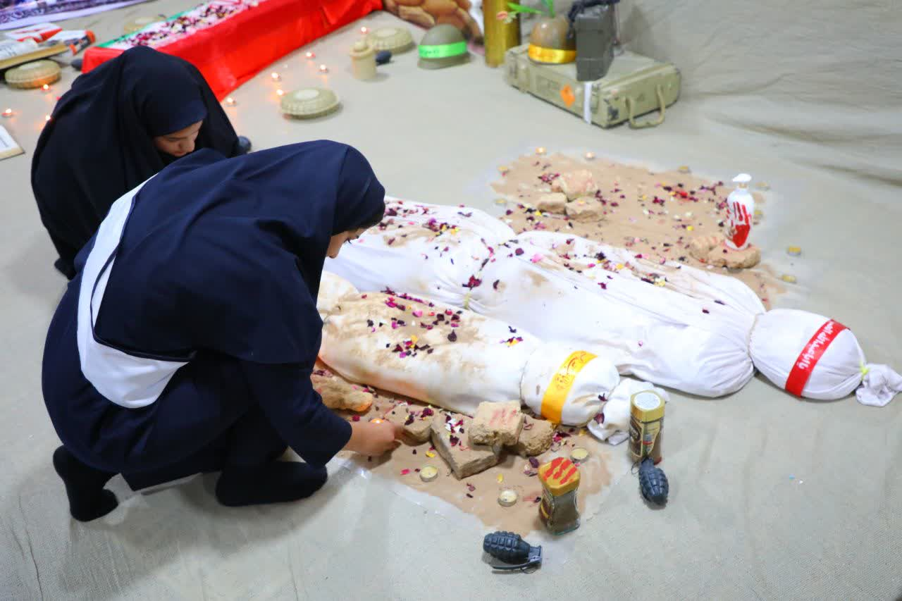 برگزاری یادواره لاله های روشن در شهرکرد