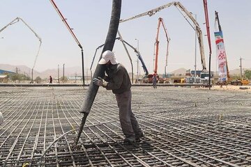 ورود دادستان هرمزگان به اختلاف چشمگیر قیمت بتن در بندرعباس