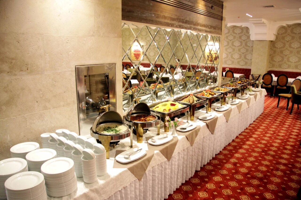 رزرو هتل مشهد با صبحانه ناهار شام