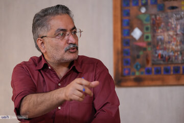 حاج‌آقاحسین قمی نه انقلابی بود، نه مخالف مطلق رضاشاه