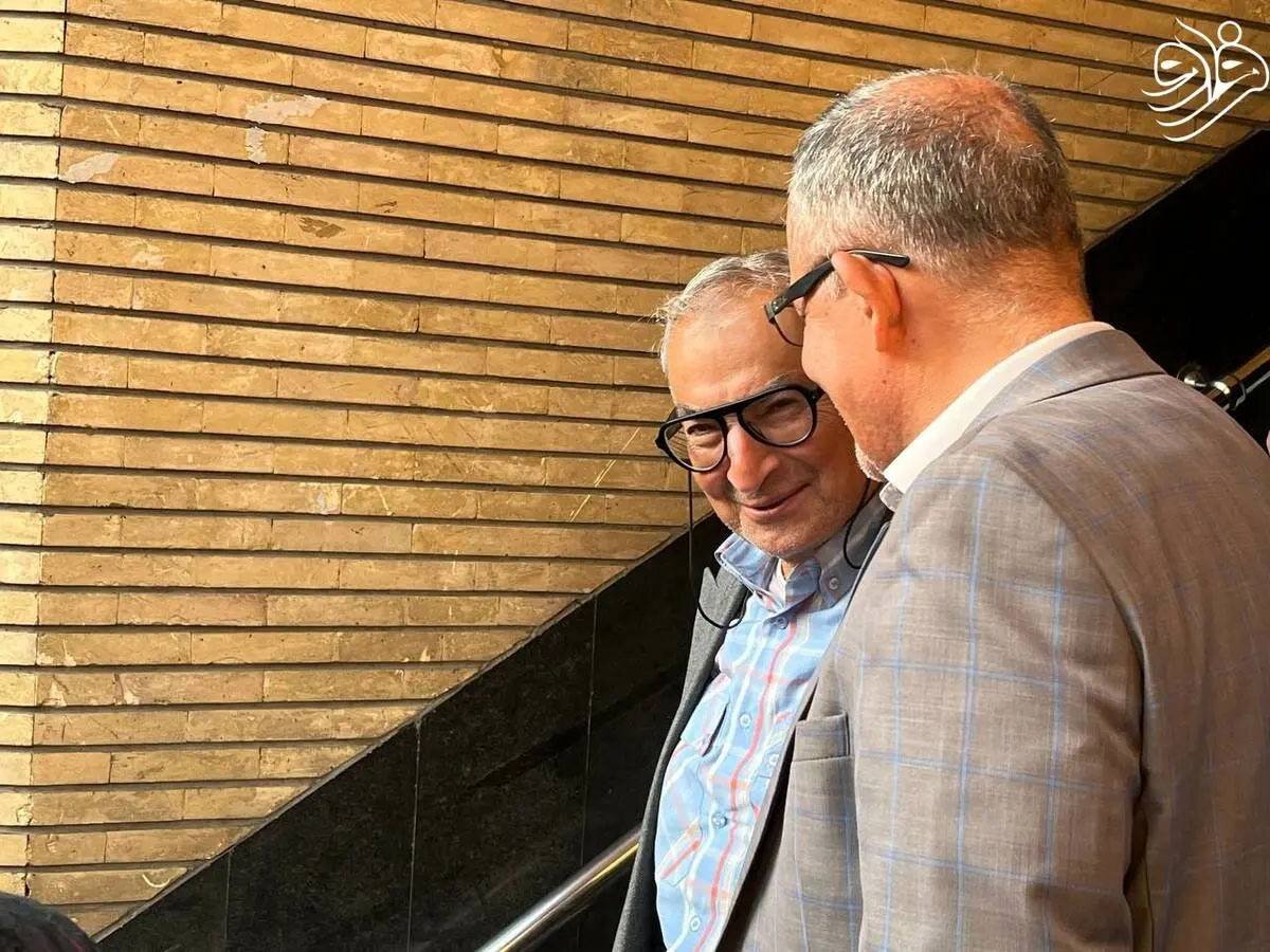 ازدحام بیسابقه در مراسم ختم برادر تاجزاده؛ از حضور محمدرضاخاتمی و بهزاد نبوی تا گپ و گفت مهدی هاشمی با عبدالله نوری + تصاویر