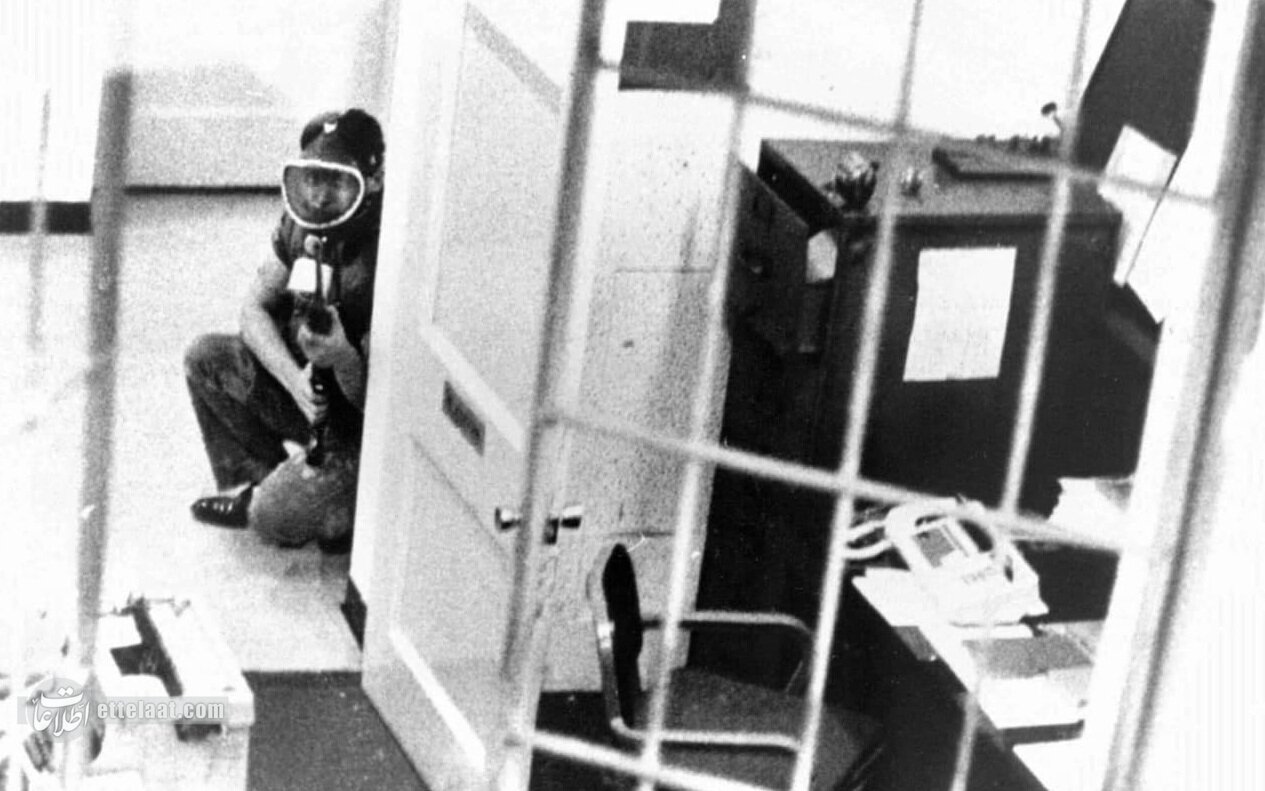 گزارش لحظه به لحظه از تسخیر سفارت آمریکا در آبان ۵۸