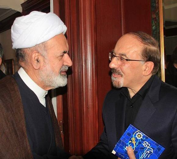 حضور در مجلس عزای بانوی دو جهان