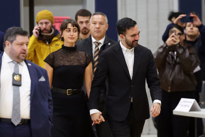 این مرد شیعه که قلب مالی آمریکا را به دست گرفت کیست؟ / رقابتی نفس‌گیر که ترامپ و میلیاردرها را شوکه کرد / زلزله سیاسی میان واشنگتن و تل‌آویو