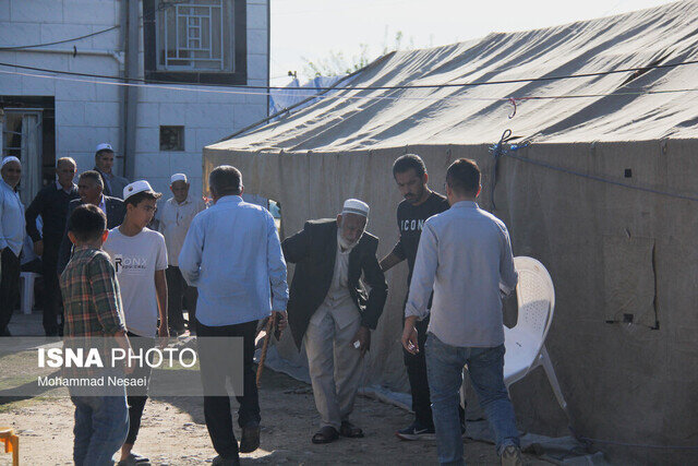 تصاویری از عزاداری اهالی روستای صابر کاظمی بعد از درگذشت او