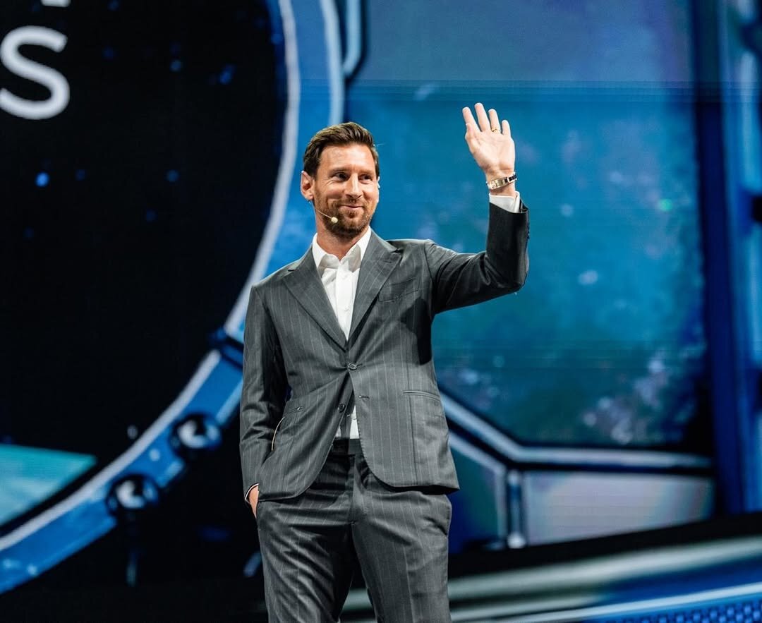 عکس| اهدای کلید شهر میامی به لیونل مسی در مقابل ترامپ