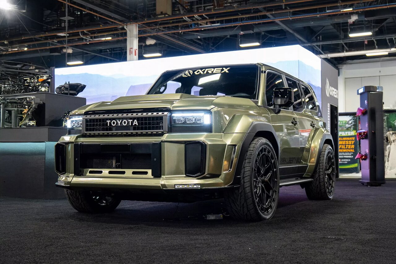 وقتی تویوتا لندکروزر شبیه مرسدس‌ بنز می‌شود! / یک تیونینگ جذاب / عکس