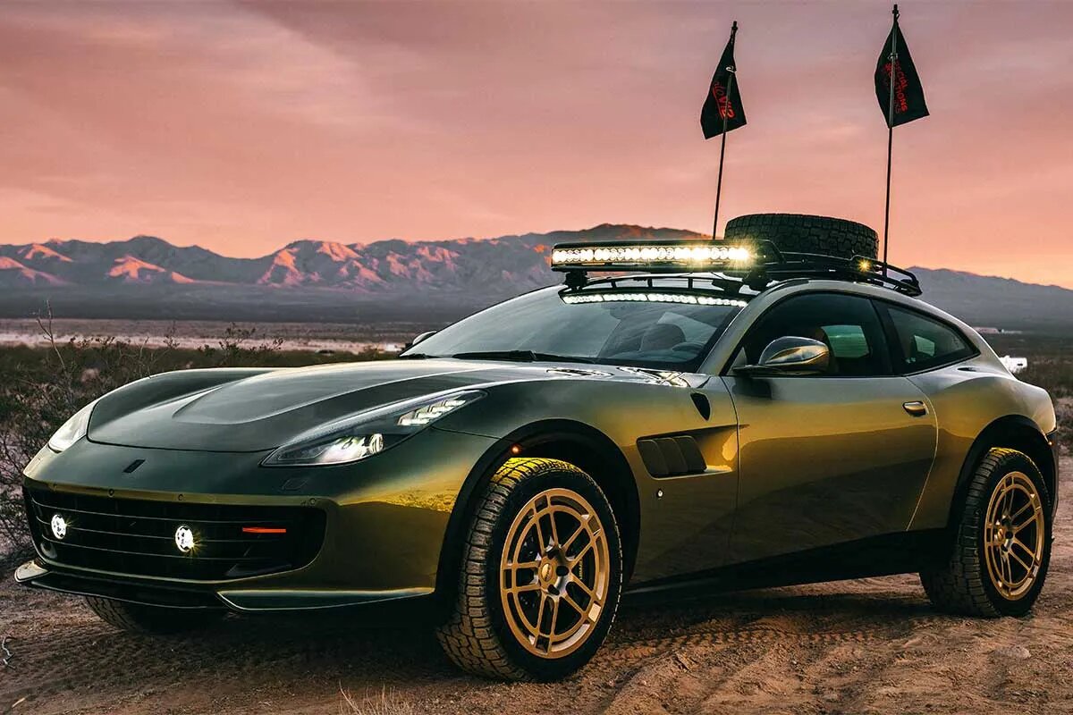 فراری به آفرود می‌رود / غرش موتور ۱۲ سیلندر در بیابان‌ها