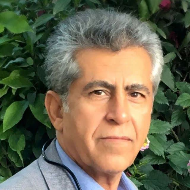 «ارت‌در» در دل کویر سمنان؛ وقتی درهای بیابانک به قاب‌های نقاشی بدل شدند