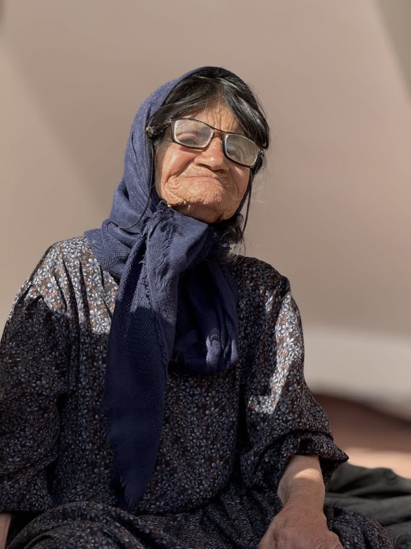 «ارت‌در» در دل کویر سمنان؛ وقتی درهای بیابانک به قاب‌های نقاشی بدل شدند