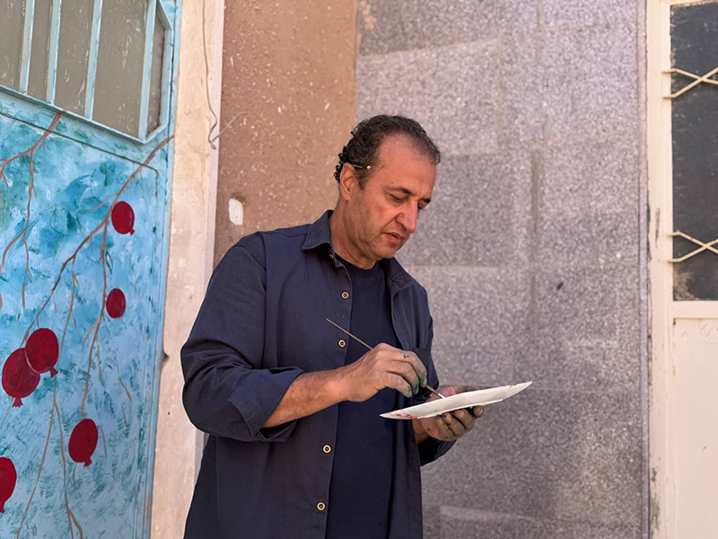 «ارتدر» در دل کویر سمنان؛ وقتی درهای بیابانک به قابهای نقاشی بدل شدند