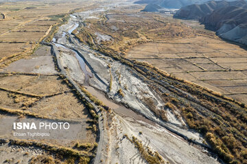 تصاویر غم‌انگیز از خشک شدن «طلای روان»