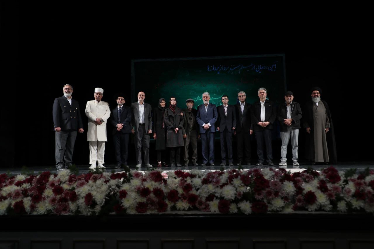 سید عباس صالحی؛ وزیرفرهنگ و ارشاد اسلامی: خانواده بیماران پروانه‌ای الگویی از «توانستن» هستند