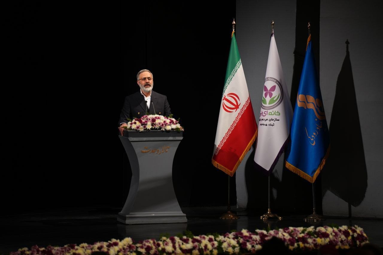 سید عباس صالحی؛ وزیرفرهنگ و ارشاد اسلامی: خانواده بیماران پروانه‌ای الگویی از «توانستن» هستند