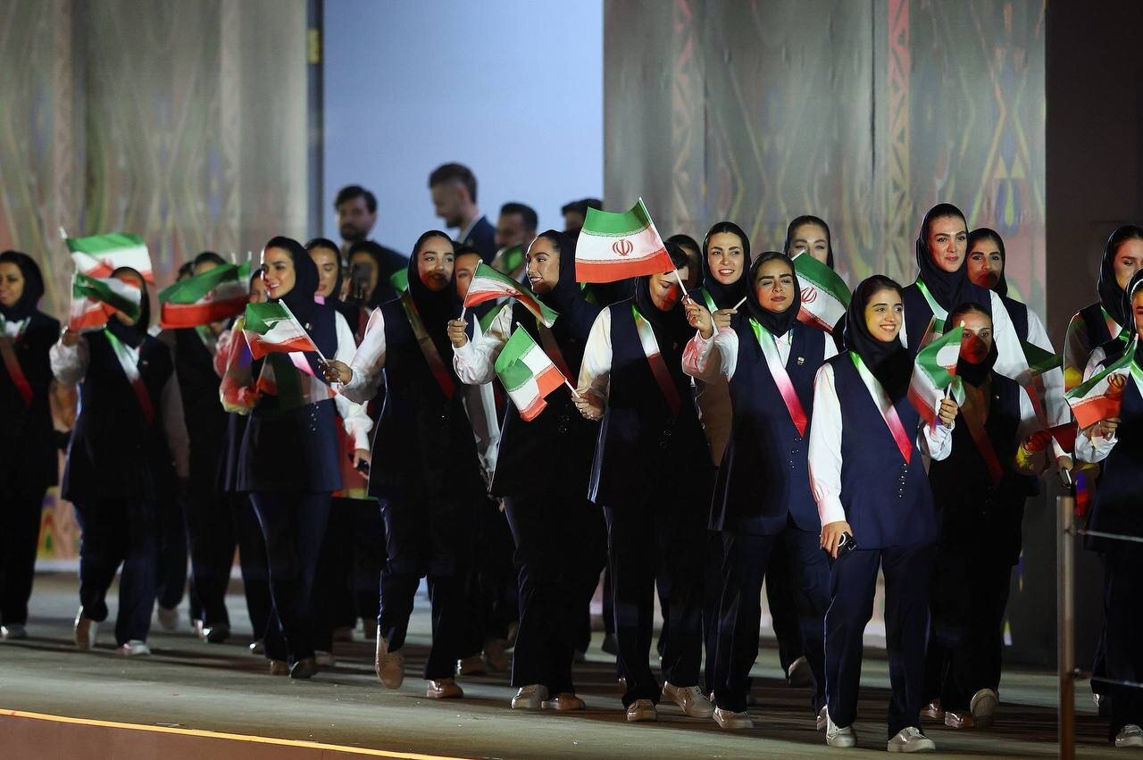تصاویری از رژه کاروان ایران در افتتاحیه بازیهای کشورهای اسلامی در ریاض