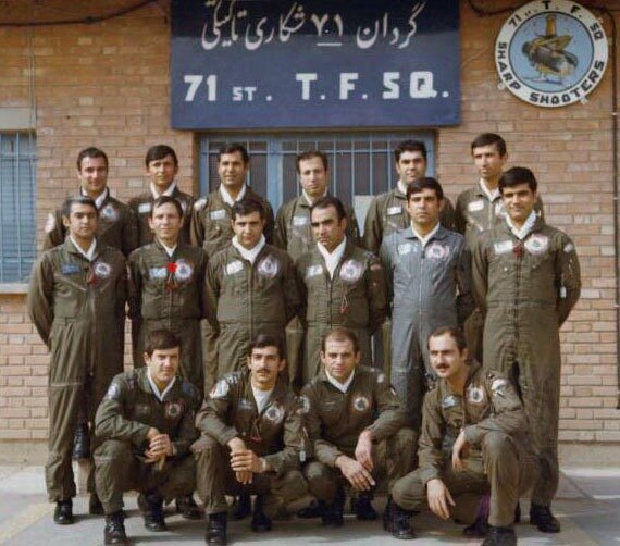 خلبانی را که پاکسازی کرده بودند، قهرمان جنگ شد!