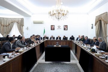 عارف: اختیارات لازم در زمینه ساخت مسکن به استانداران تفویض شود / 10 درصد از بودجه مولدسازی استان‌ها در اختیار مسکن حمایتی قرار گیرد