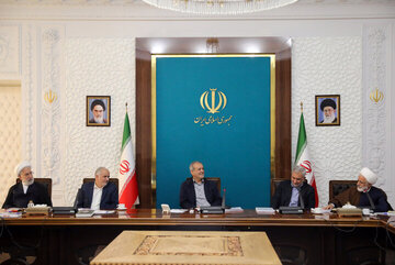 پزشکیان: مصداق ضرب‌المثل «سنگ بزرگ علامت نزدن است» را باور دارم / ماموریت‌های دستگاه‌ها دراجرای قانون با اولویت و زمان‌بندی ابلاغ شود