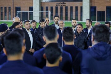 پزشکیان به ملی‌پوشان فوتبال ایران چه گفت؟